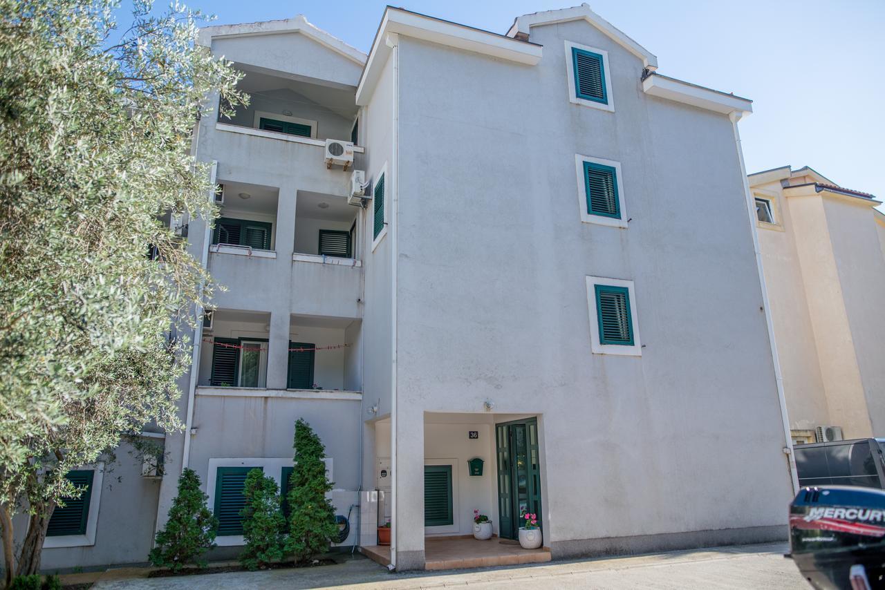 Apartman Zenta Petrovac Luaran gambar